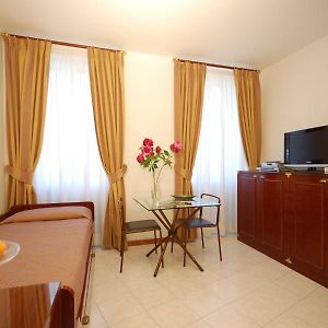 Suite met Twee Slaapkamers en een King Size Bed